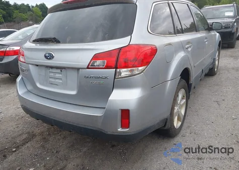 2014 Subaru Outback 2.5I Limited z USA, uszkodzony, nr VIN 4S4BRBLC2E3253936